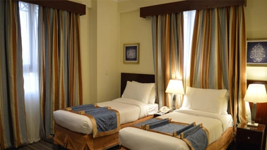 4 Star 14 Nights Glasgow Umrah Packages
